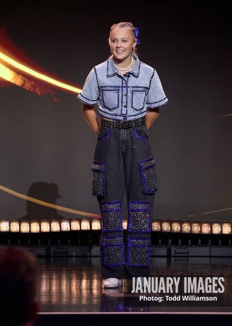 JoJo Siwa — The Snappys Awards 2026 - Show and Party