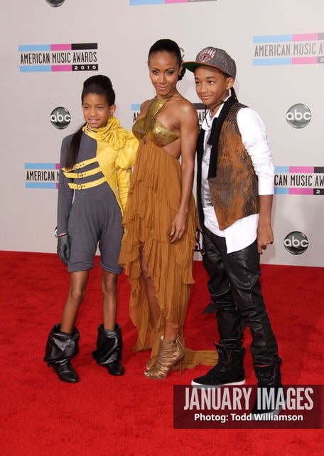 LOS ANGELES, CA - NOVEMBER 21:  Actor/singers Willow Smith, Jada Pinkett Smith and Jaden Smith arrives at the 2010 American Music Awards held at Nokia Theatre L.A. Live on November 21, 2010 in Los Angeles, California.  (Photo by Todd Williamson/JanuaryImages)