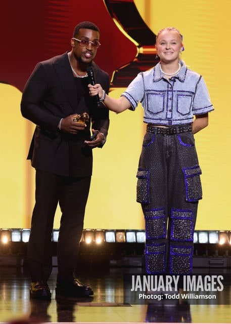 JoJo Siwa, Ashton Hall — The Snappys Awards 2026 - Show and Party