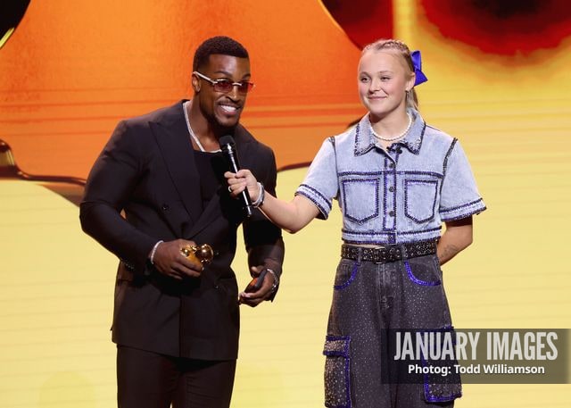 JoJo Siwa, Ashton Hall — The Snappys Awards 2026 - Show and Party